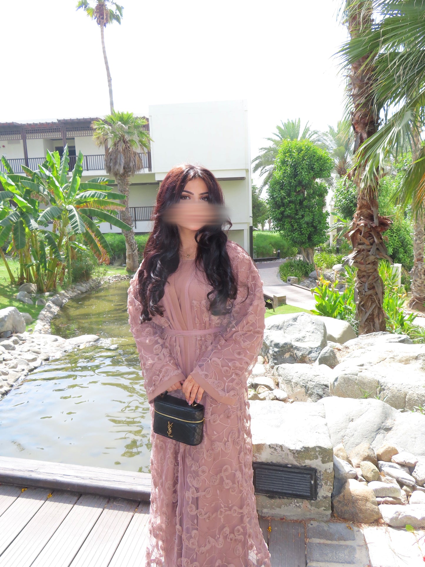 The ‘Rosa’ Abaya