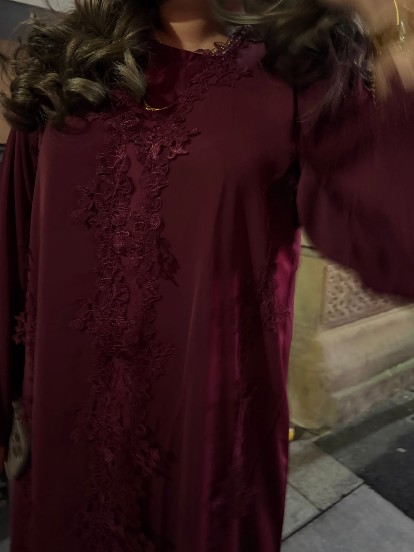 The ‘Raya’ راية Abaya