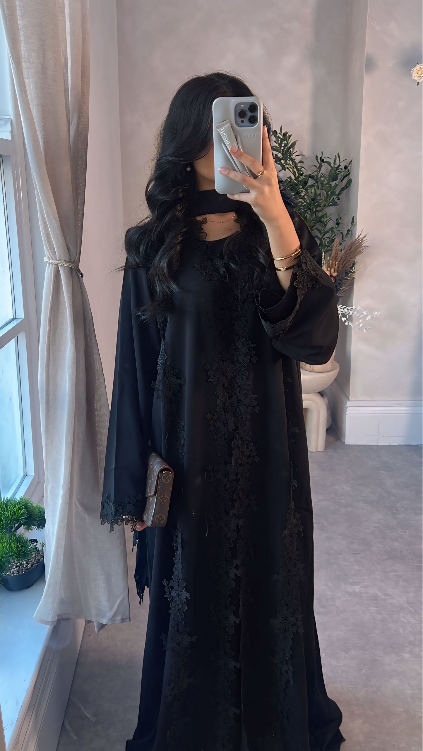 The ‘Raya’ راية Abaya