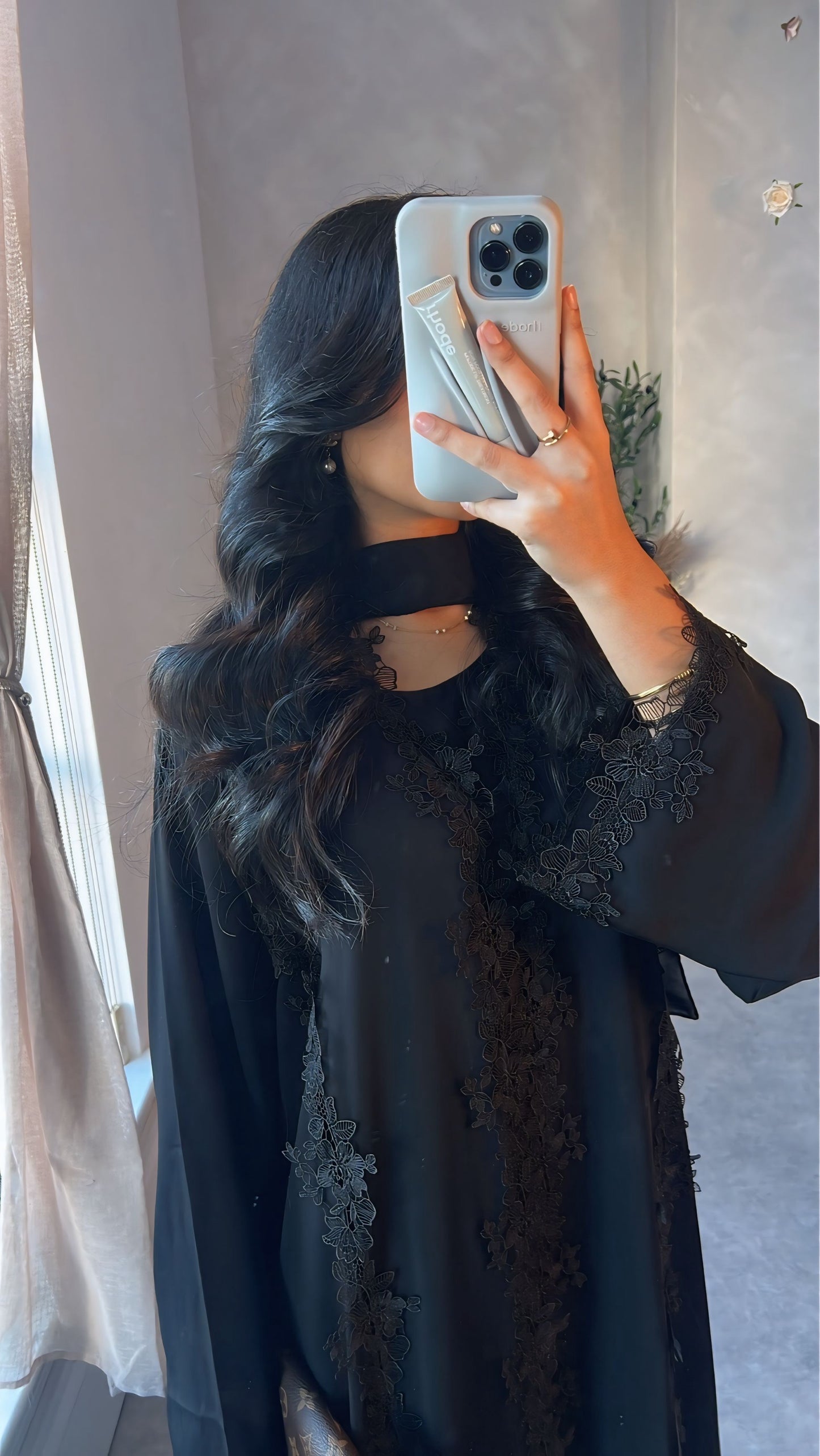 The ‘Raya’ راية Abaya