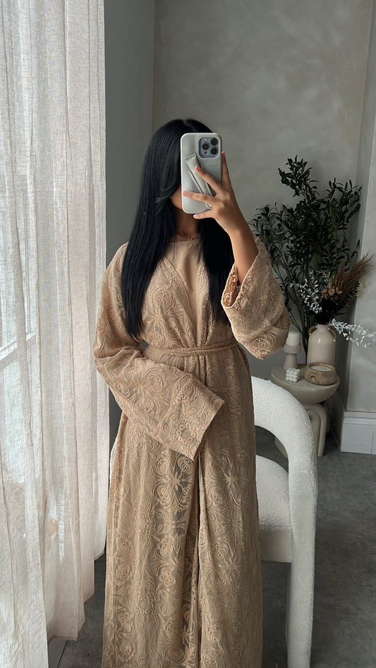 The ‘Helena’ هيلينا Abaya