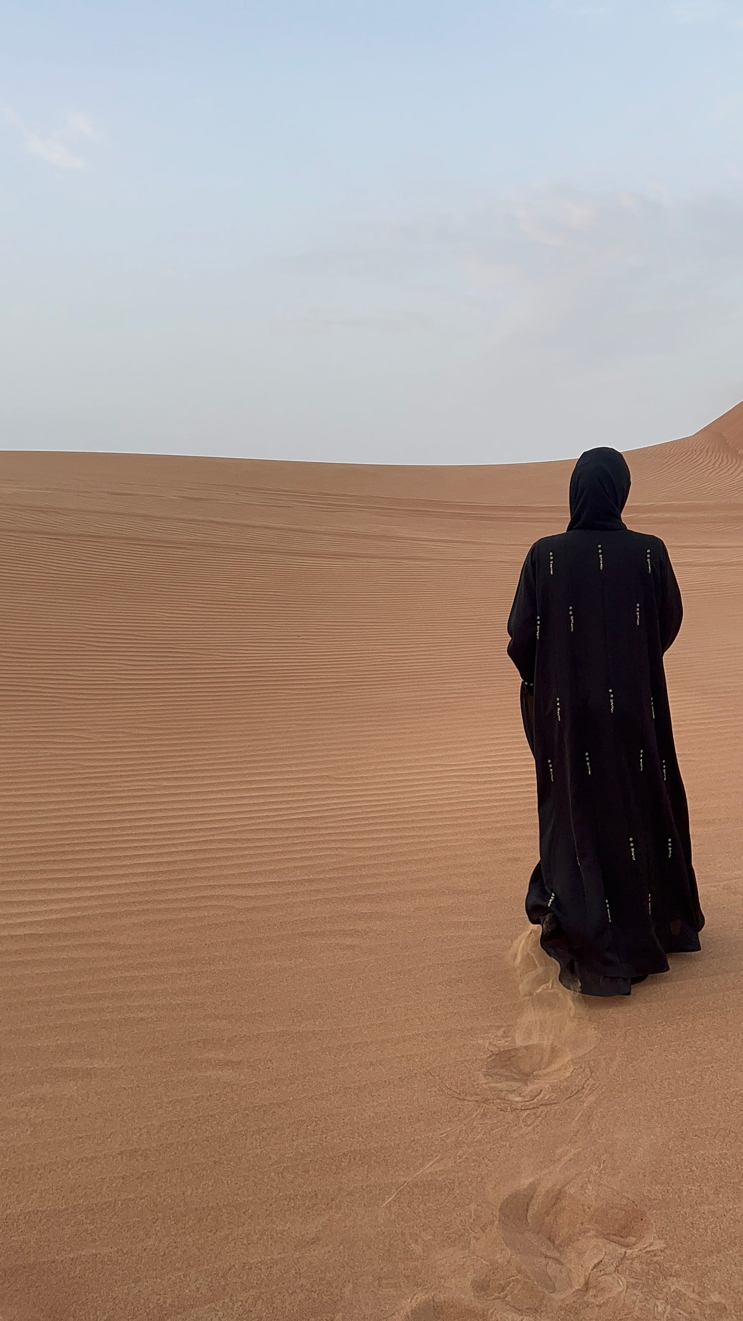 The Aria عَارِيَة Abaya